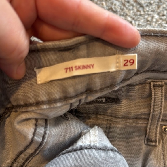 THREE JEAN BUNDLE: Levi’s 711 Skinny Jeans - Picture 3 of 16